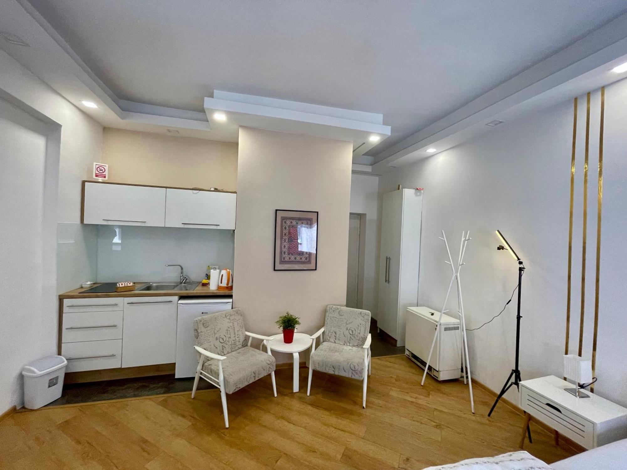 Relax Exclusive Apartment Free Public Parking Sarajevo Bagian luar foto
