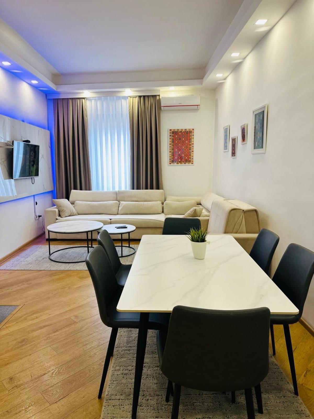 Relax Exclusive Apartment Free Public Parking Sarajevo Bagian luar foto
