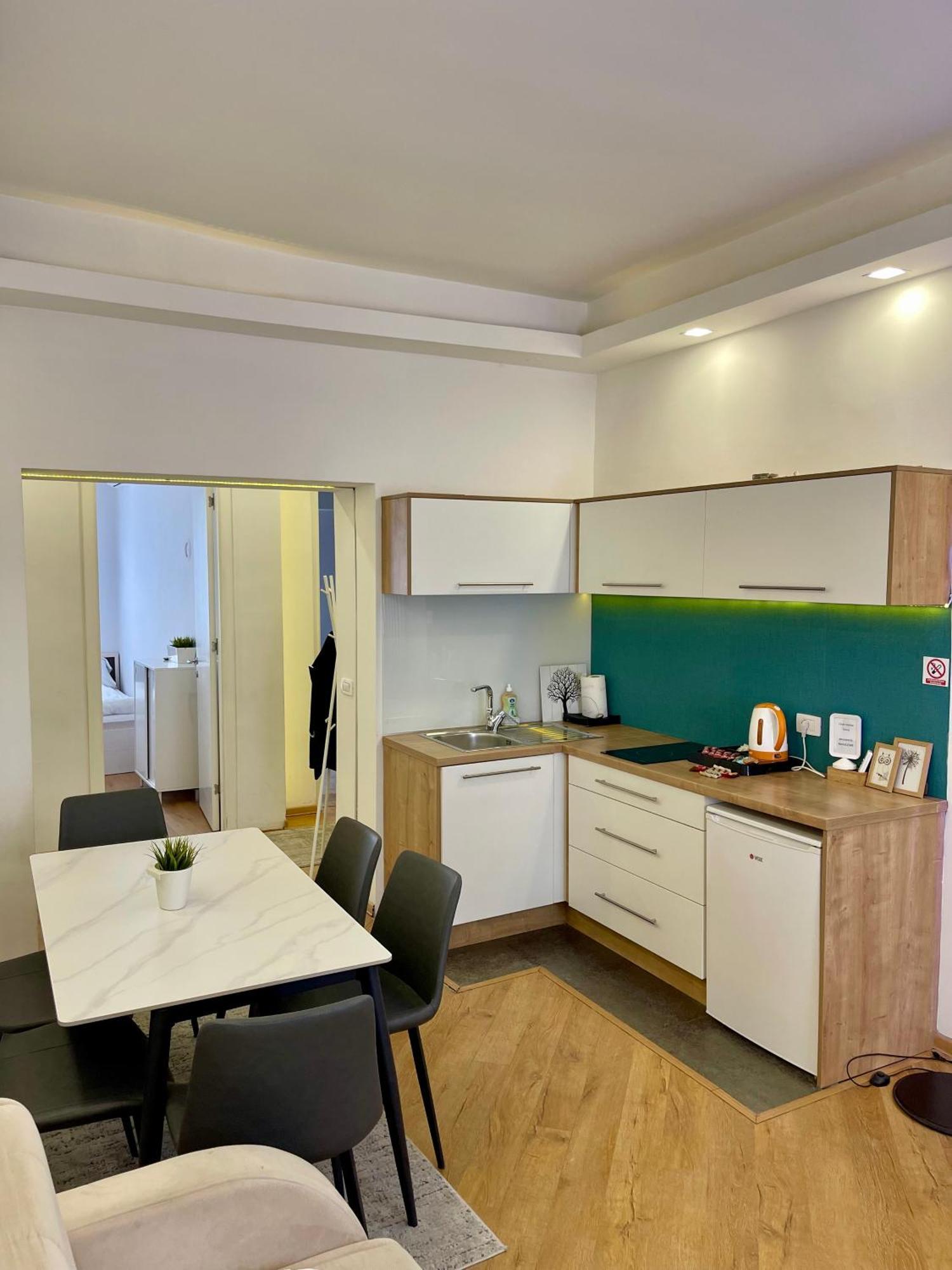Relax Exclusive Apartment Free Public Parking Sarajevo Bagian luar foto