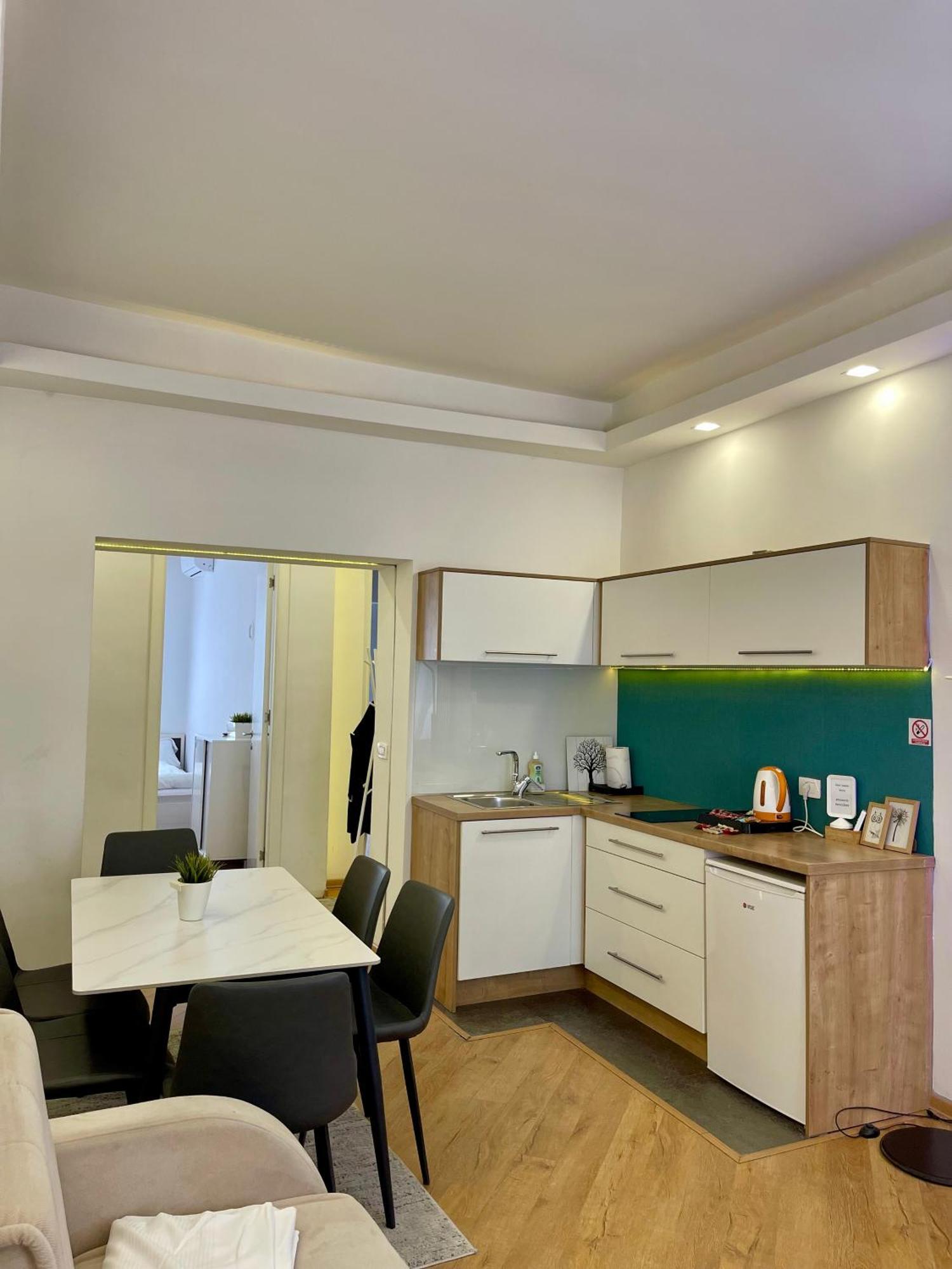 Relax Exclusive Apartment Free Public Parking Sarajevo Bagian luar foto