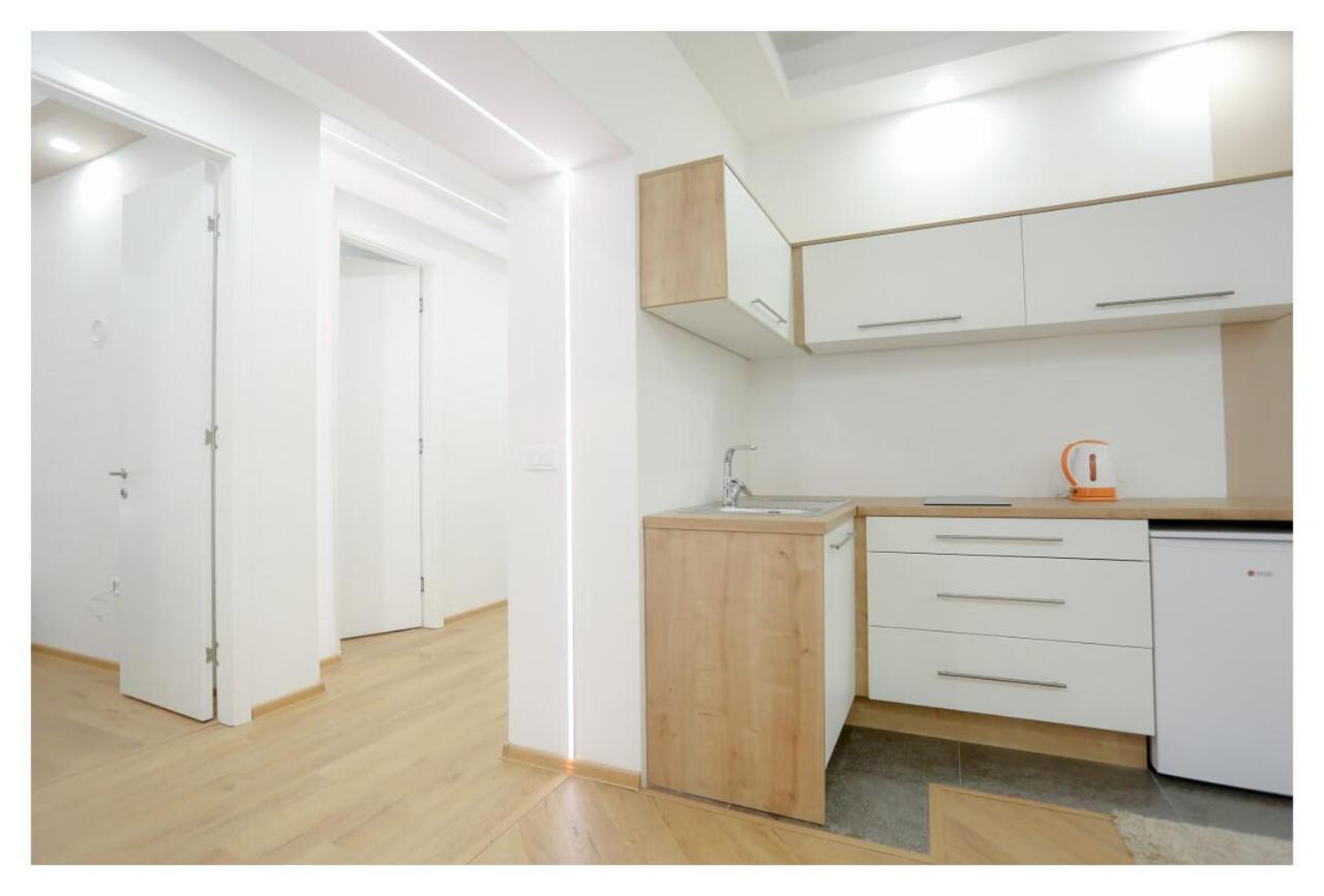 Relax Exclusive Apartment Free Public Parking Sarajevo Bagian luar foto