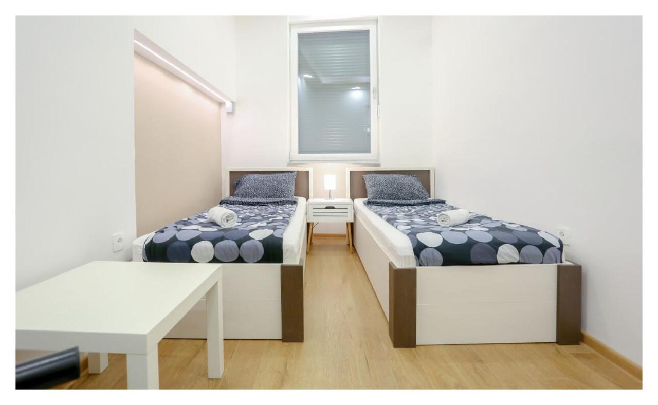 Relax Exclusive Apartment Free Public Parking Sarajevo Bagian luar foto